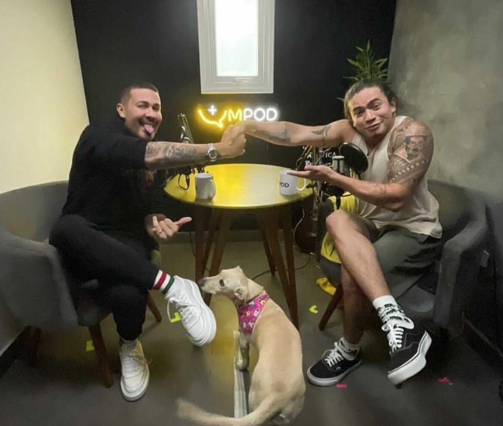 Carlinhos Maia manda mensagem de apoio a Whindersson após reatarem amizade