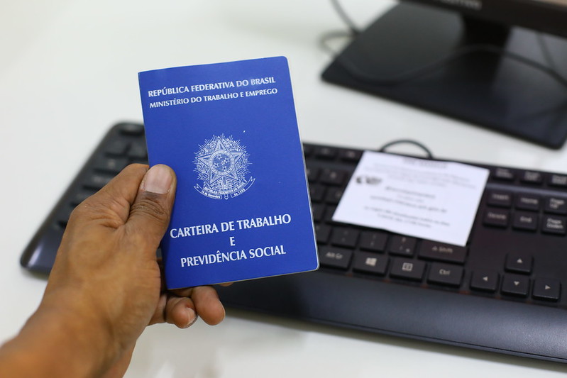 Cozinheira doméstica e mais: Sine Manaus oferta 352 vagas nesta quarta