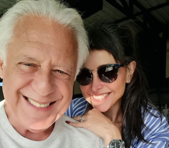 'Primeira e última': Antônio Fagundes faz tatuagem com mulher