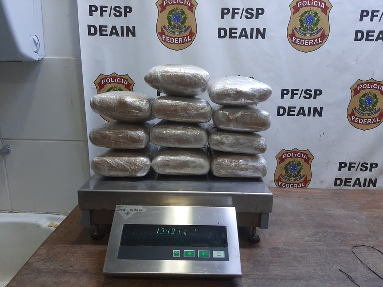 PF prende amazonense com 13 kg de maconha em aeroporto de São Paulo