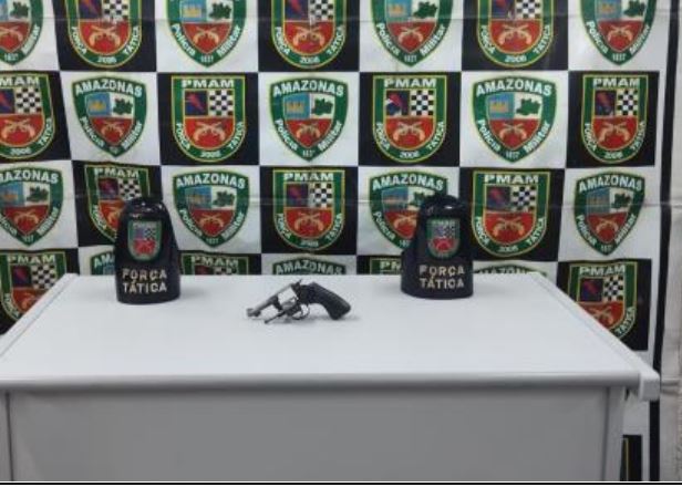 Armado na frente de casa de shows, homem foge da polícia no Tarumã