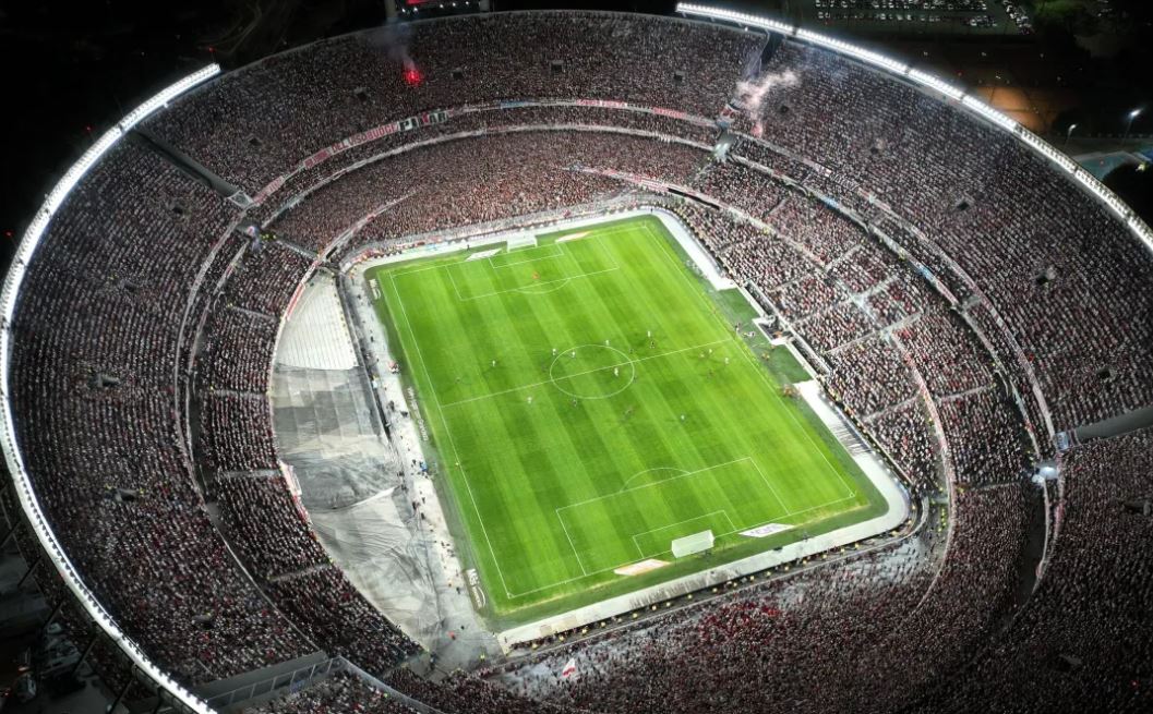 Conmebol estuda mudar sede da final da Libertadores na Argentina