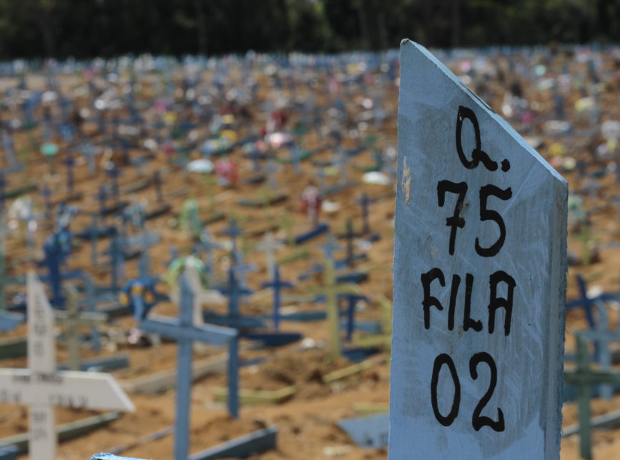 Mundo ultrapassa 4 milhões de mortes pela Covid: Brasil tem 627 mil óbitos