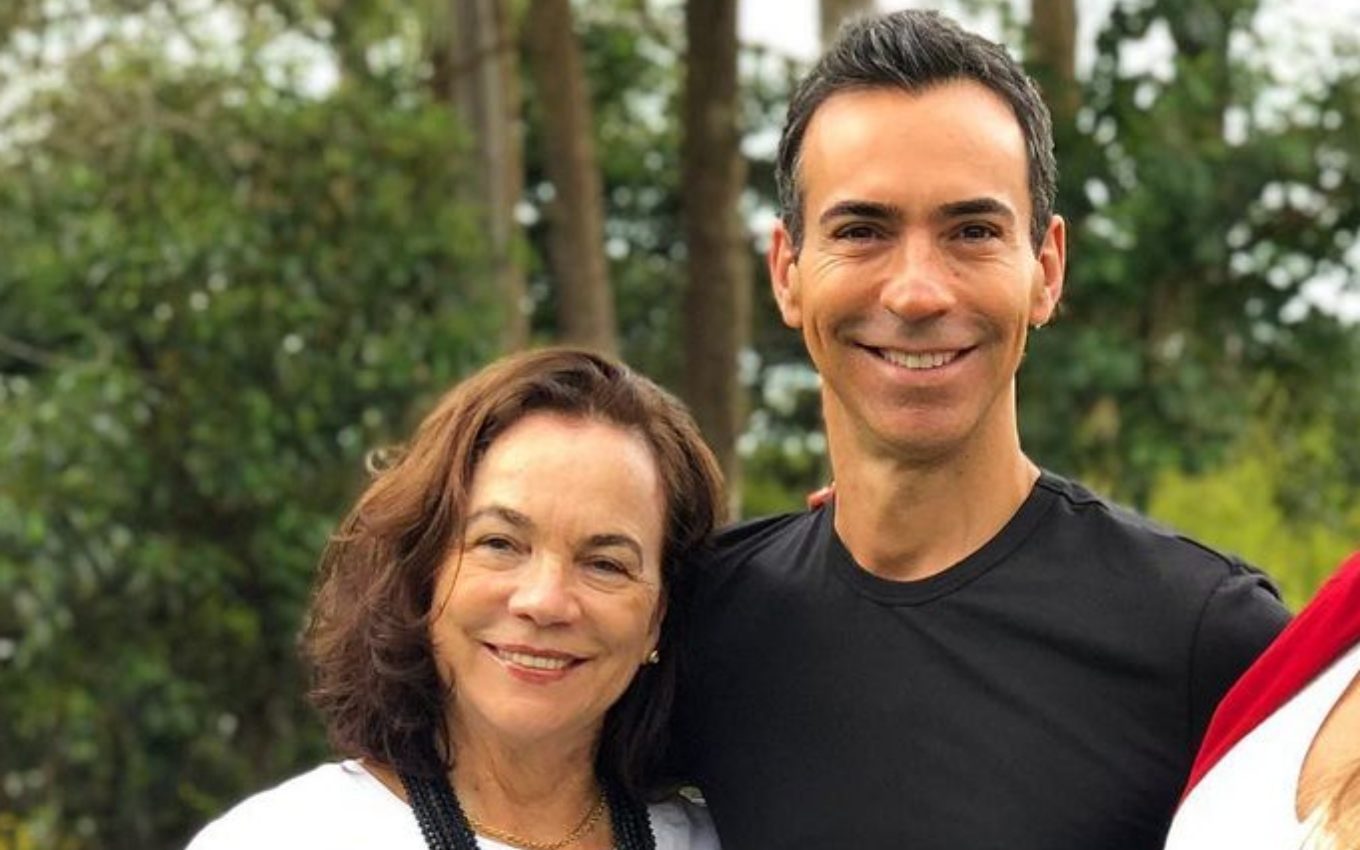 Cesar Tralli encontra carta escrita há 28 anos pela mãe já falecida