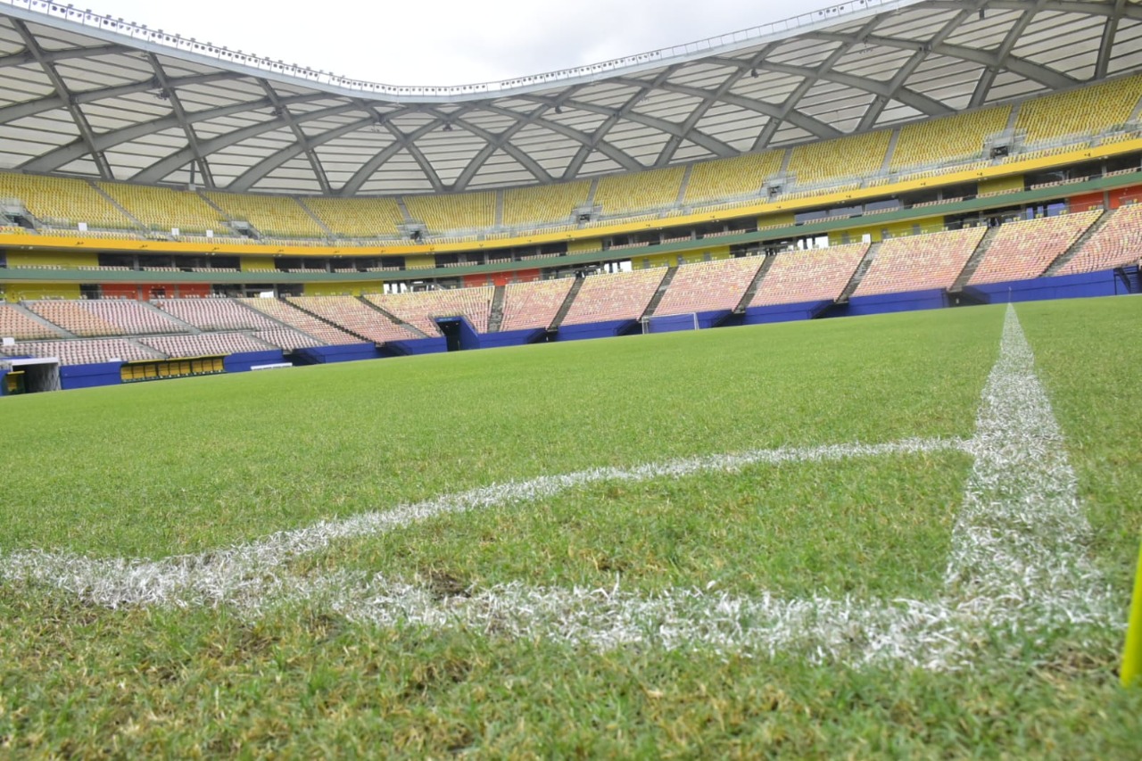 Gramado dos estádios de Manaus iniciam processo de revitalização para 2023