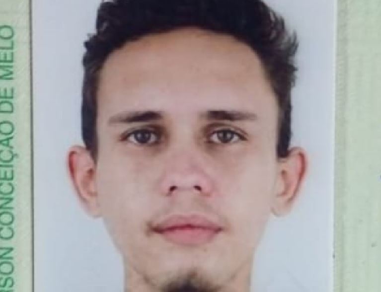 Jovem é sequestrado de casa por motociclistas em Manaus