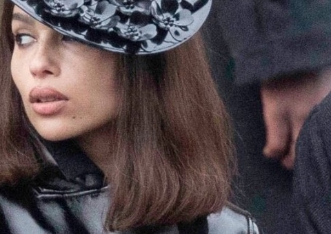 Mulher-Gato é clicada na rua durante filmagens de The Batman; veja fotos