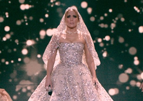 Marry Me: Comédia com Jennifer Lopez ganha teaser