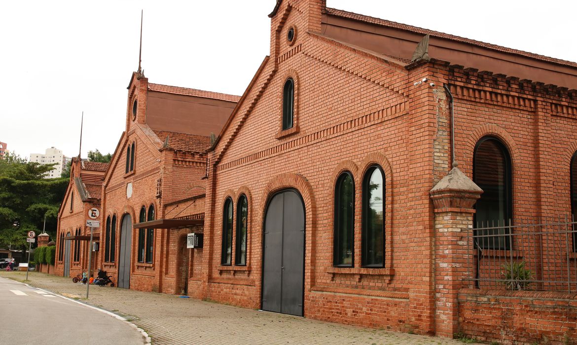 Defesa Civil faz vistoria na sede da Cinemateca Brasileira