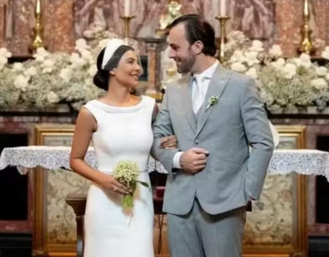 Cíntia Chagas pede prisão de Lucas Bove 