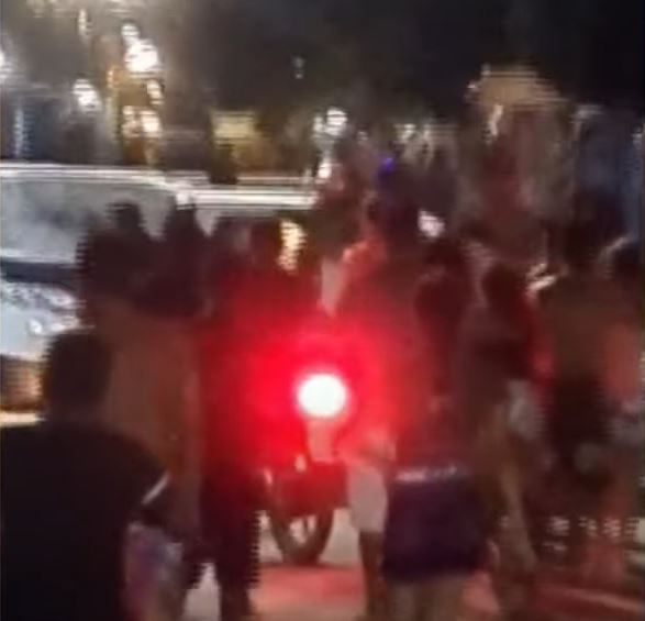 Homem tenta matar pai e é espancado por moradores no Amazonas