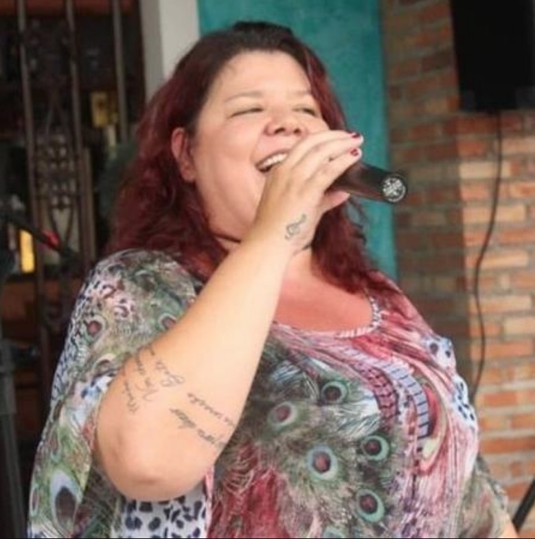 Cantora Cláudia Garcia morre vítima de covid aos 49 anos