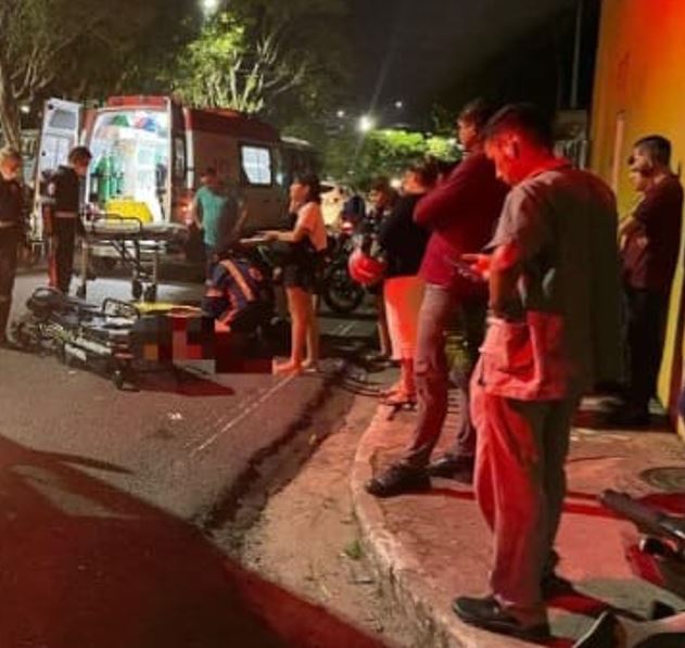 Acidente entre moto e micro-ônibus deixa dois feridos na Cidade Nova
