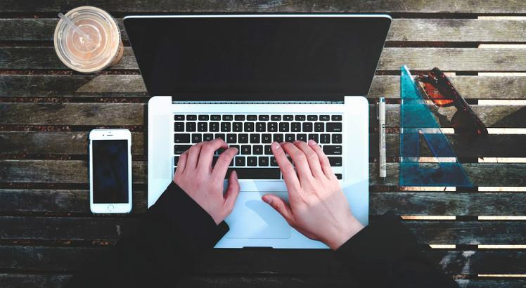 Ministério da Educação oferece mestrado em Química e Filosofia