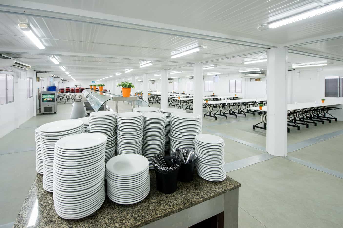 Trabalhadora receberá indenização por assédio sexual sofrido em refeitório