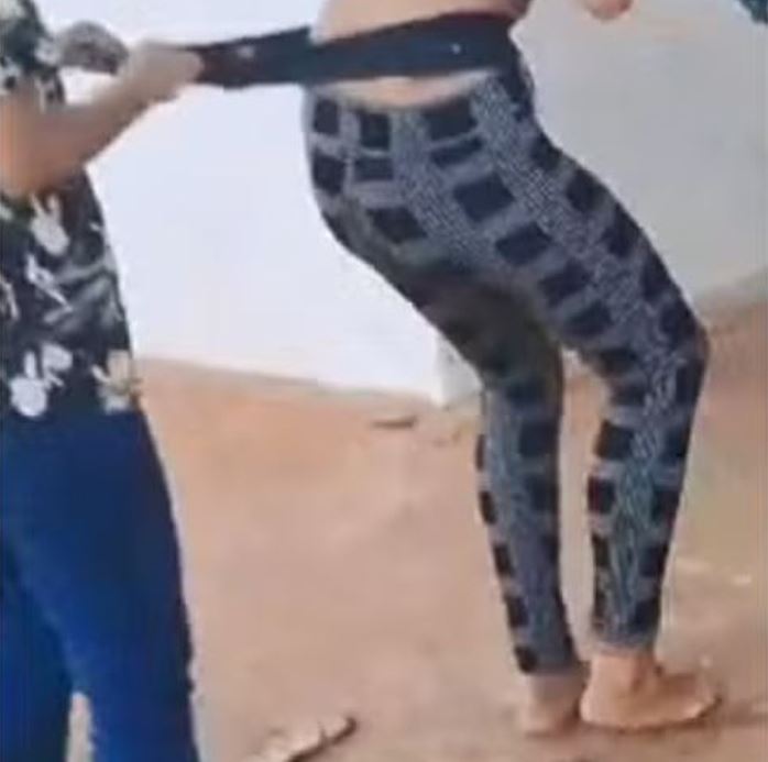 Estudante é agredida por colegas e deixada seminua dentro de escola 