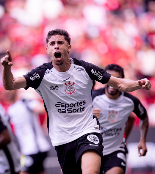 Corinthians atropela Flamengo e conquista o título da Supercopa Rei