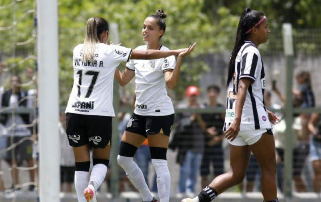 Timão goleia Ceará na estreia da elite do Brasileirão Feminino