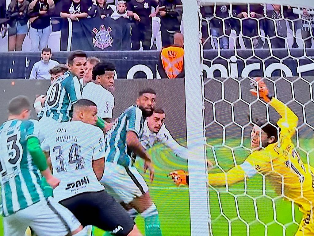 Corinthians muda discurso e troca Brasileiro pela Sul-Americana