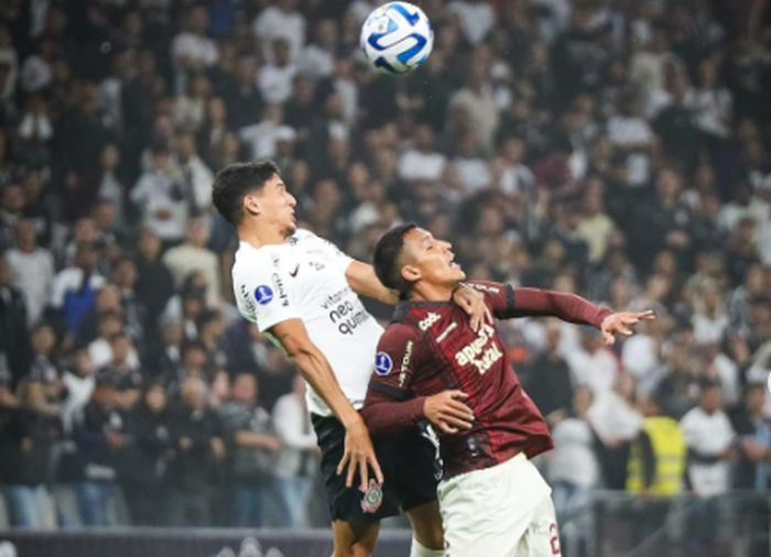 Corinthians recebe alerta e cogita não ir a campo contra o Universitario