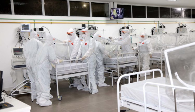 Pesquisador alerta para remoção clandestina de pacientes com Covid-19