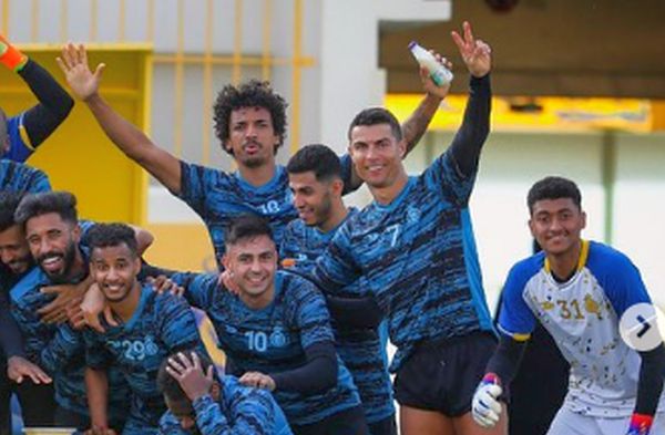 Cristiano Ronaldo marca 1º gol pelo Al Nassr e perde chances claras; veja