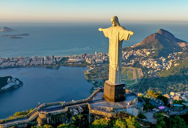 Cristo Redentor ficará verde e amarelo para estreia da seleção