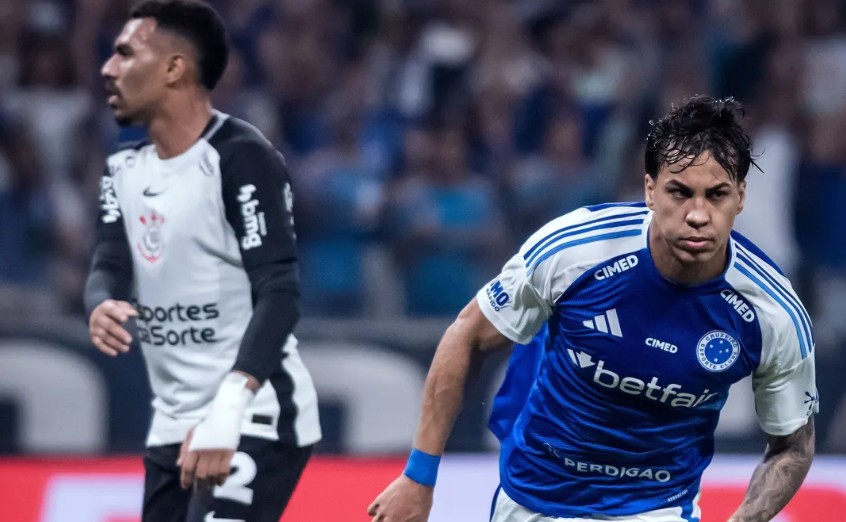 Cruzeiro defende invencibilidade de 11 anos no Mineirão contra Corinthians