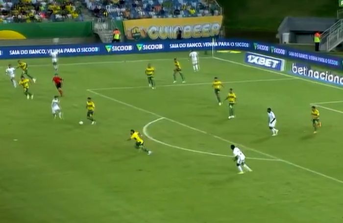 Cruzeiro e Cuiabá empatam em jogo sem inspiração no ataque e susto