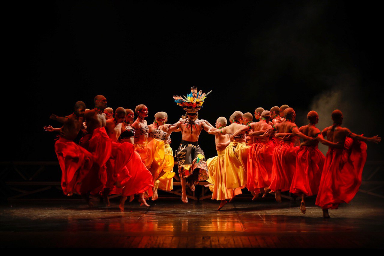 Balé Folclórico faz apresentação gratuita nesta semana no Teatro Amazonas