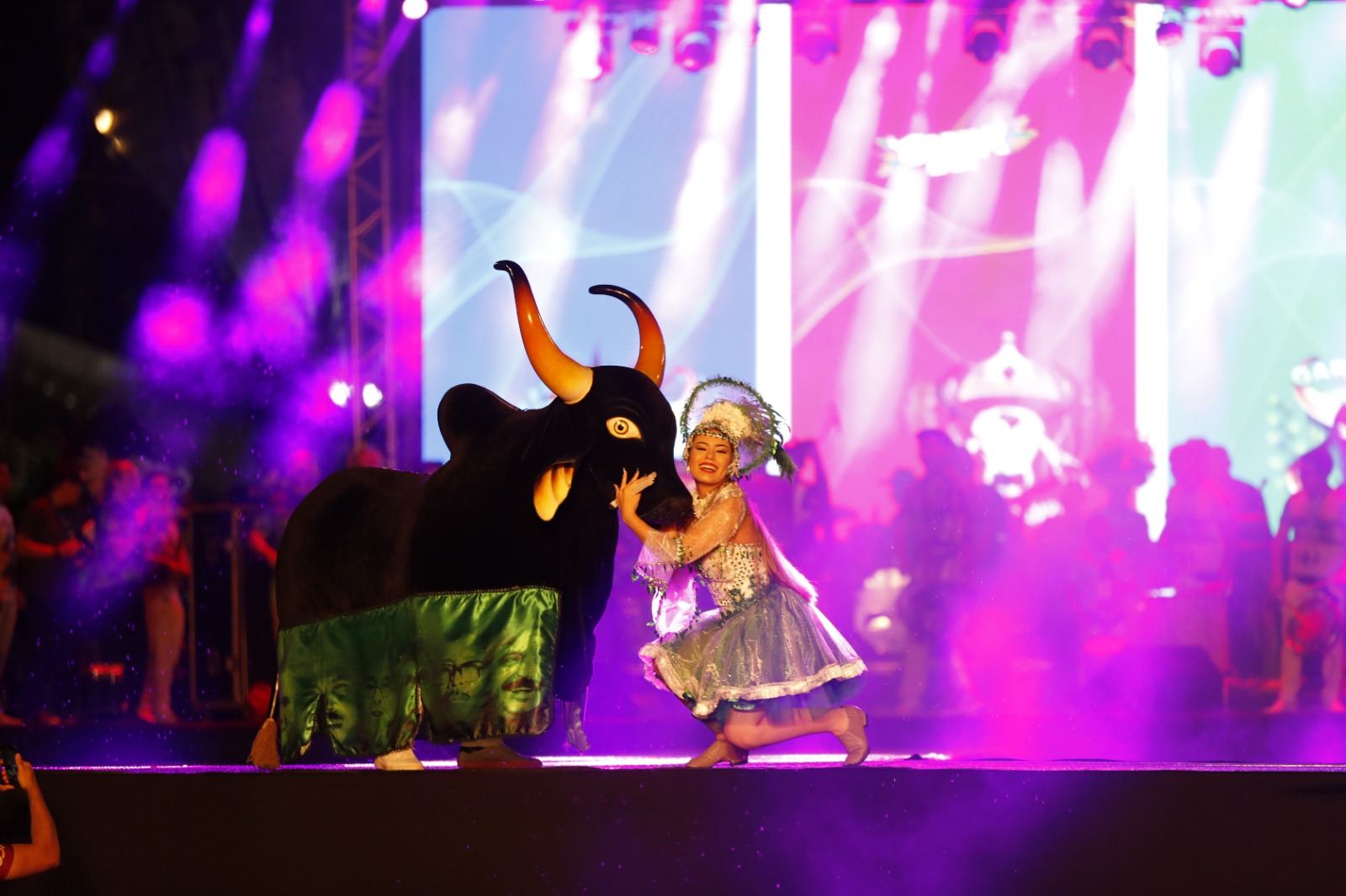 Confira programação do Carnaboi 2024