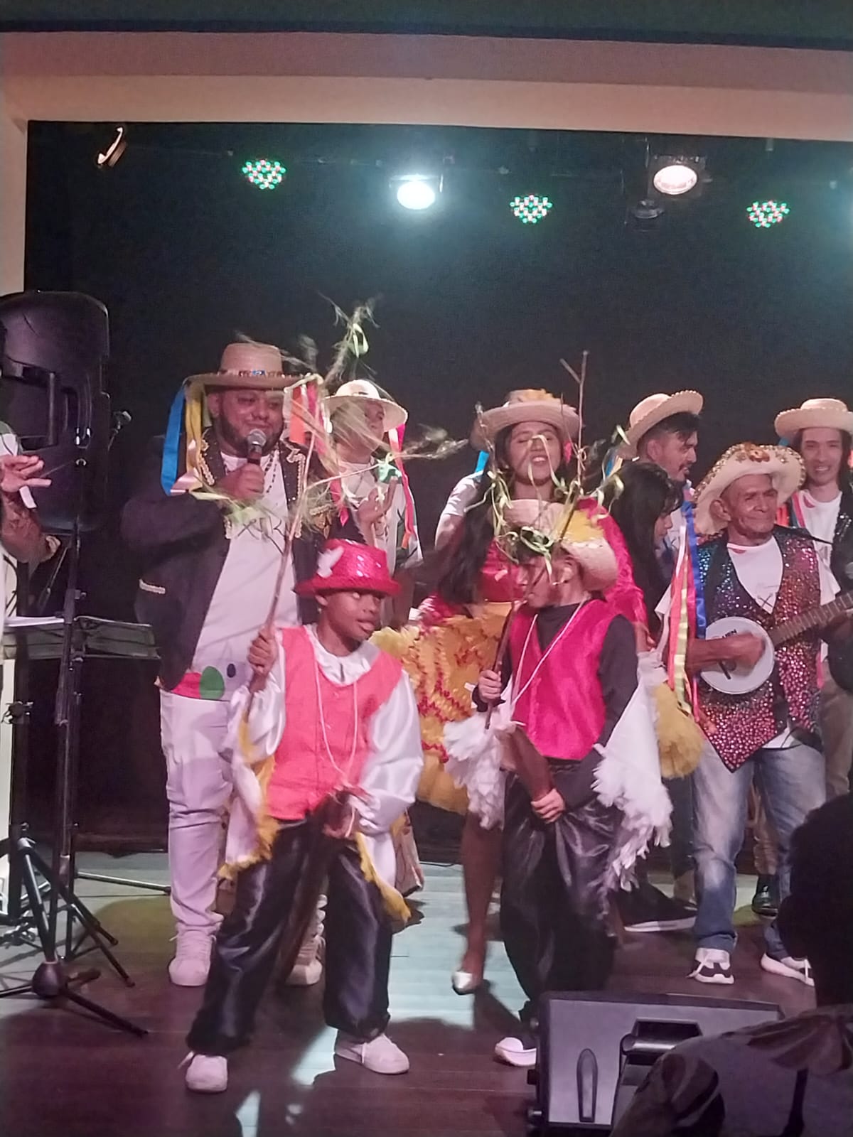 Teatro da Instalação recebe espetáculo 'Ladainhas, a Ópera da Amazônia'