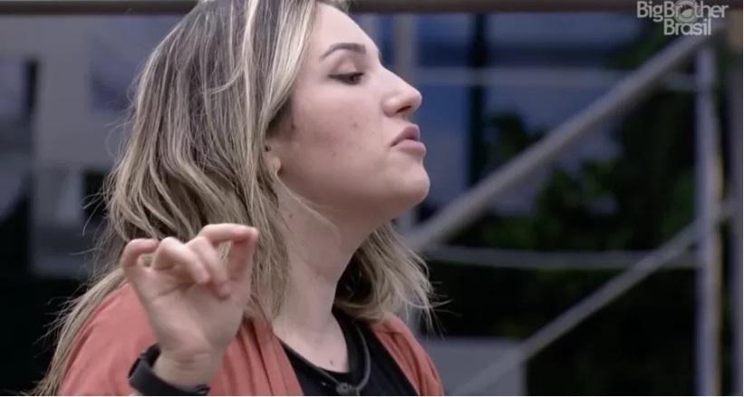 Amanda troca farpas com Ricardo: 'Não tenho medo de você'