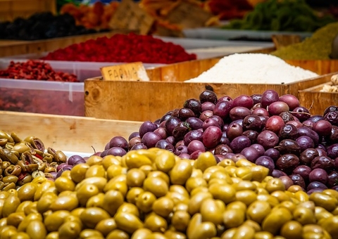 Como as azeitonas ajudam na dieta?