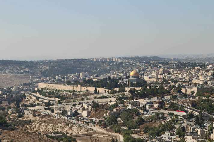 Confronto em Jerusalém deixa centenas de feridos