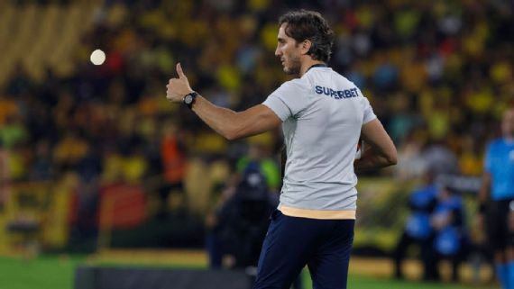 Técnico Zublediá 'muda' São Paulo e quebra recorde de 20 anos