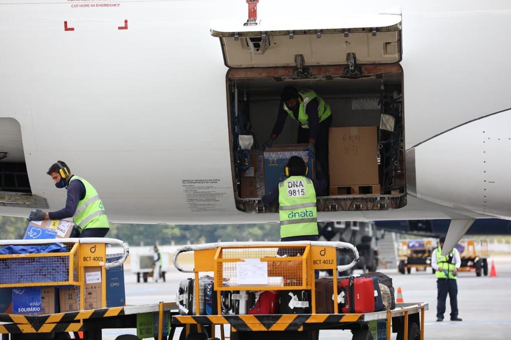 Amazonas recebe 100.540 doses de vacinas contra a Covid-19