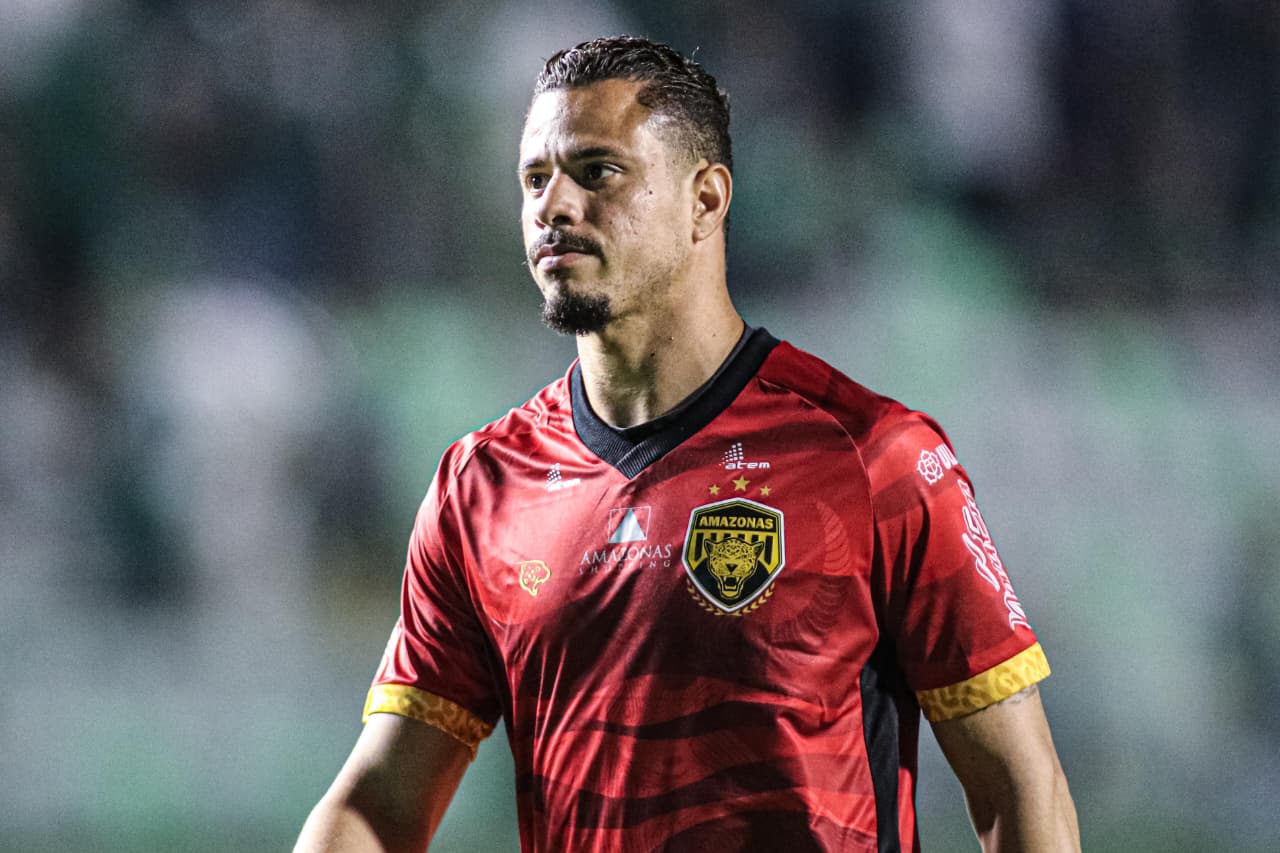 Amazonas FC renova com goleiro para a temporada 2026