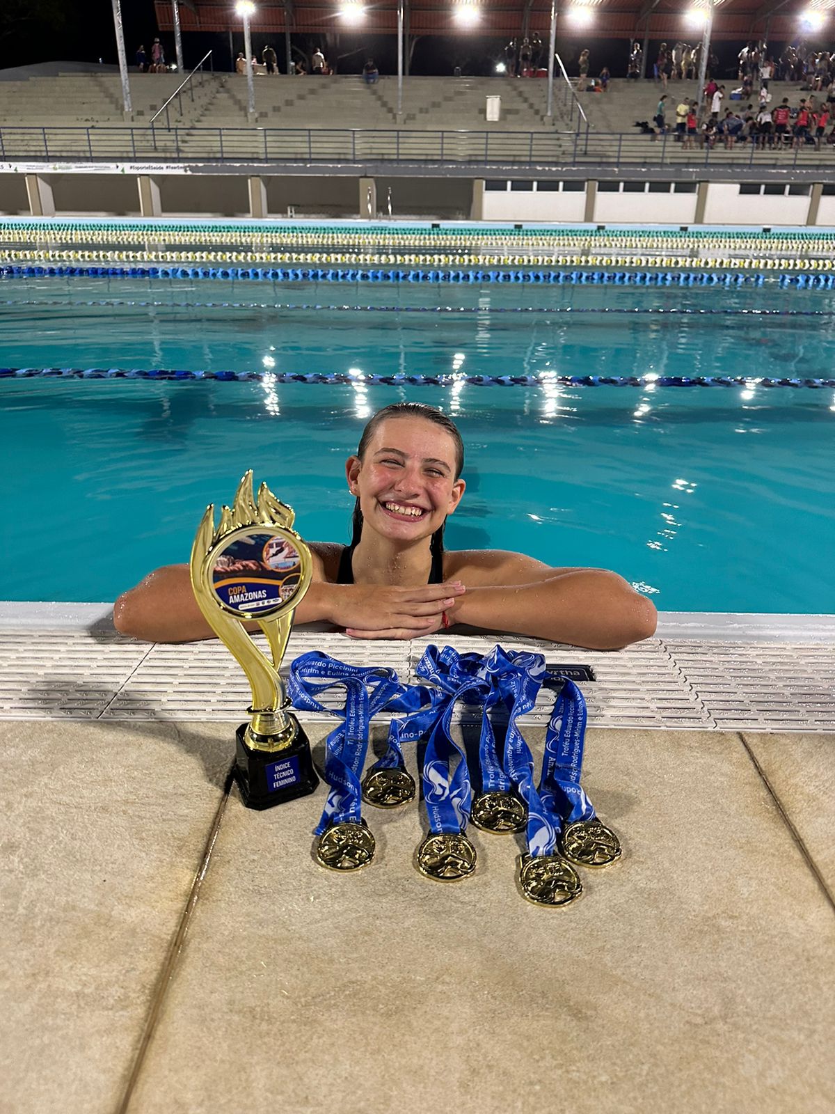 Nadadora amazonense bate novo recorde e está entre as três melhores do país