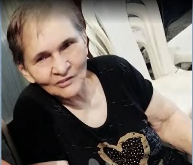 Cadeirante de 82 anos morre ao ser arremessada de ônibus em movimento