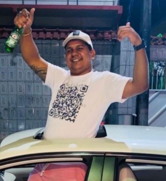 Dono de distribuidora leva 13 tiros enquanto fechava comércio na Compensa