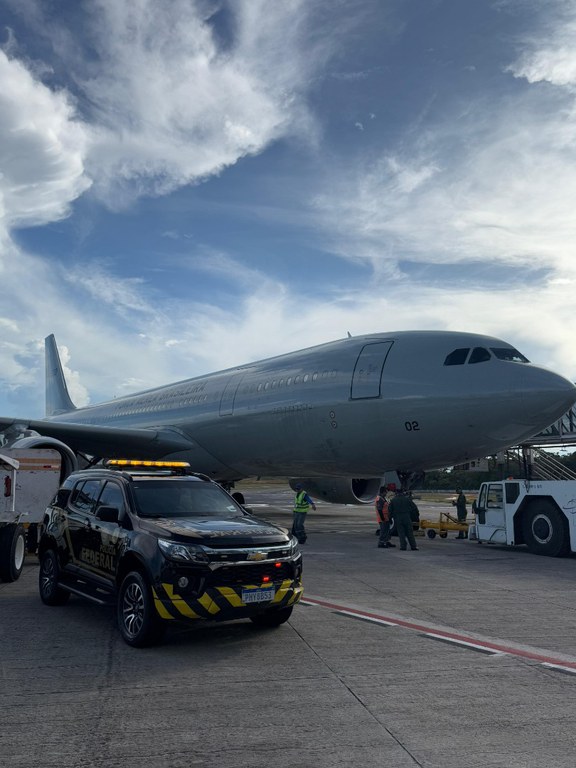 PF realiza extradição de peruano condenado pelas mortes de policiais federais no Amazonas