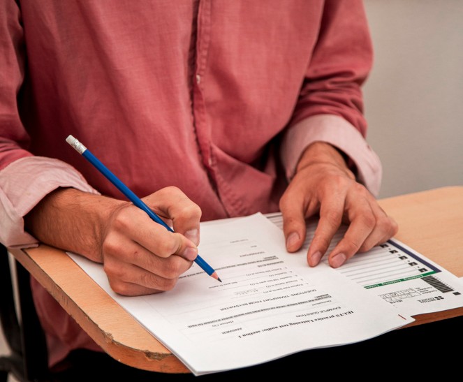 Candidatos realizam prova da Semed com 1,5 mil vagas neste domingo 