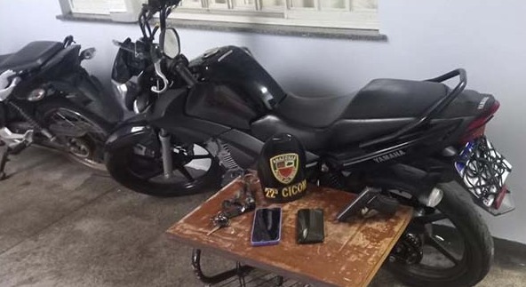 Suspeito de cometer arrastão é preso com arma de brinquedo em Manaus