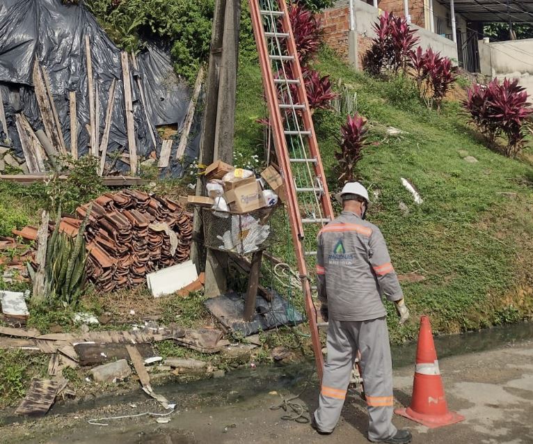 Condomínios e avenidas de Manaus ficam sem energia nesta sexta-feira