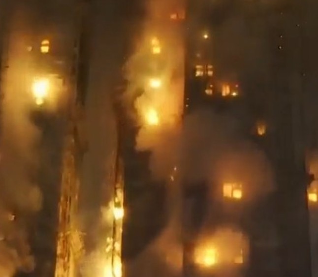 Treze pessoas são presas por incêndio que deixou 146 mortos em Hong Kong