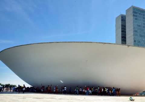 Ceia com gosto de preocupação no Congresso Nacional