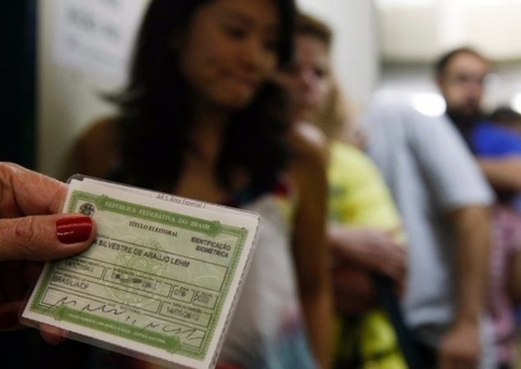 Campanha morna, eleitor indeciso