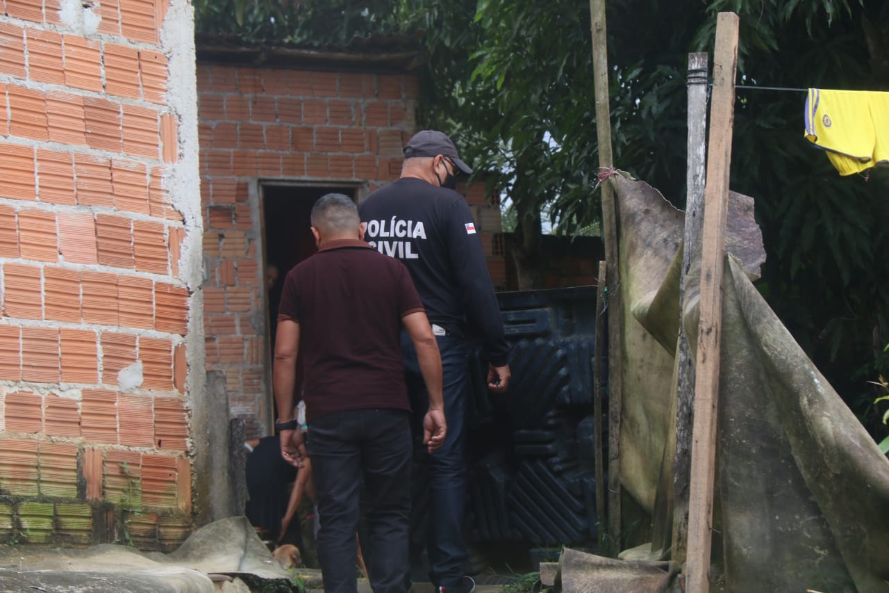 Pistoleiros executam adolescente na porta de casa em Manaus 