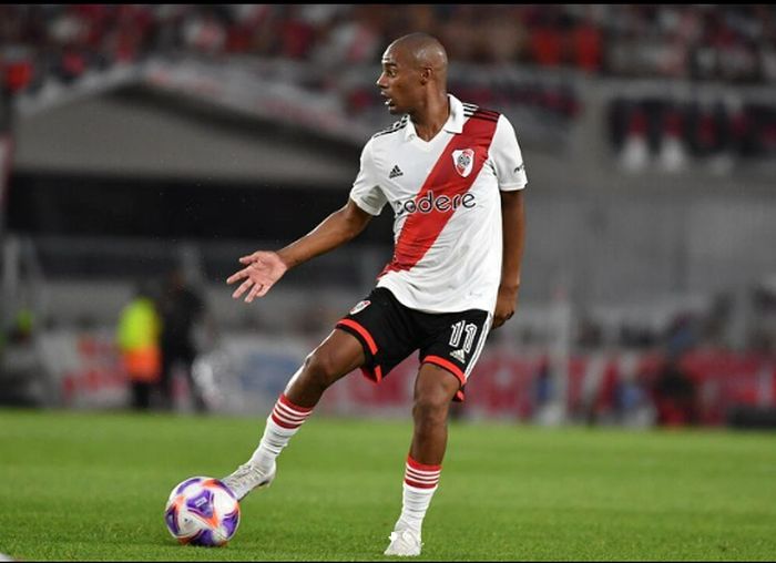 River esfria interesse do Flamengo por De la Cruz